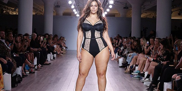 Modelos de talla grande “dando pela” en la Semana de la Moda de NY