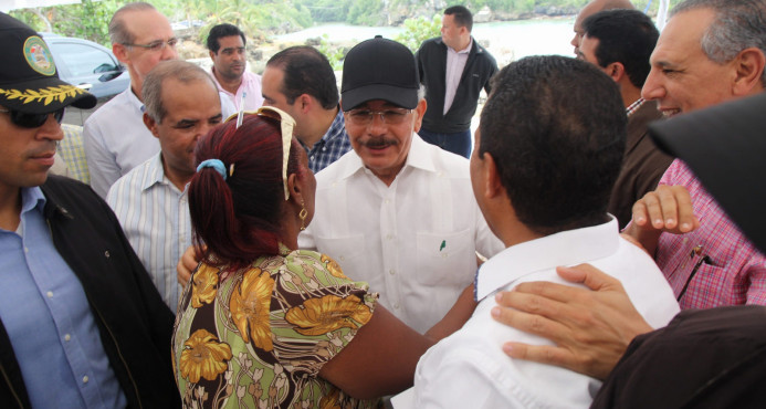 Encuesta CID favorece a Medina, Abinader y a Margarita…