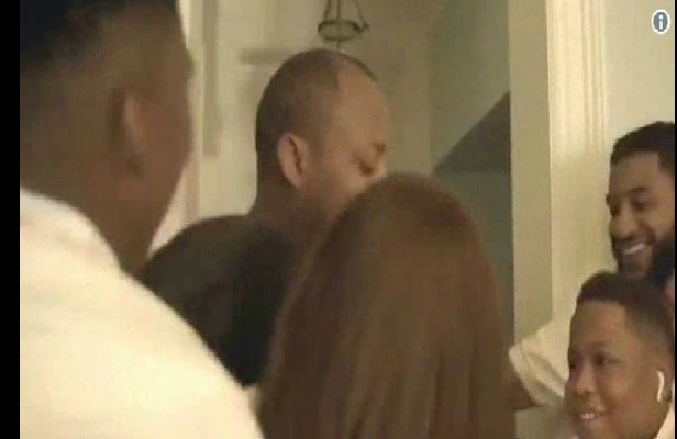 LOS 10 HIJOS DE VLADIMIR GUERRERO lo sorprenden en Día de los Padres….