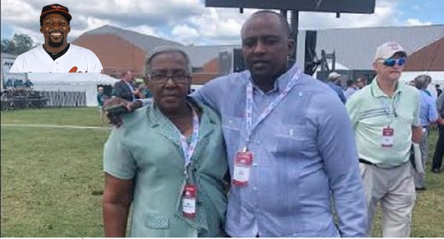 MADRE DE VLADIMIR GUERRERO, da “boches” de Grandes Ligas…