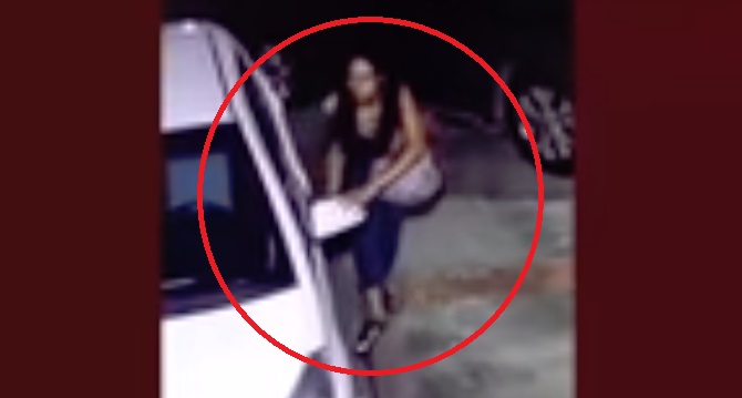 Circula video de “mujer ladrona” de retrovisores de vehículos…