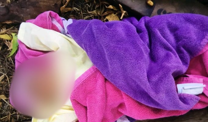 EN SANTIAGO, dejan recién nacido abandonado en avenida…