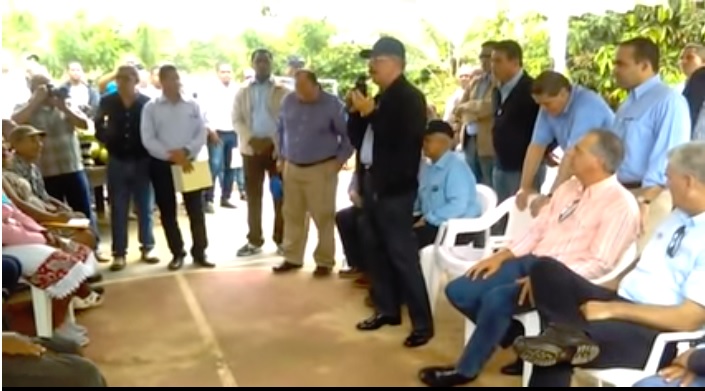 Por teléfono el Presidente le llama a la atención al director del Indrhi