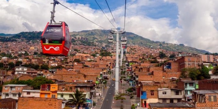 MEDELLIN: ciudad modelo para Santo Domingo
