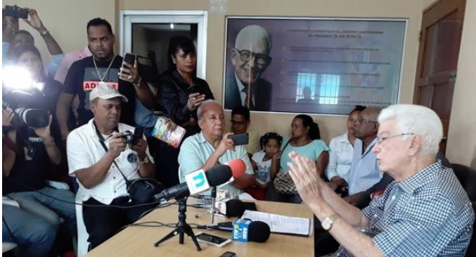 Senador Wilton Guerrero denuncia mafia que cobra sobornos en la cárcel de Baní