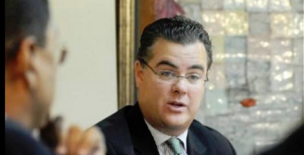Manuel Diez Cabral y dueño de Propagas se enfrentan por caso Polyplas