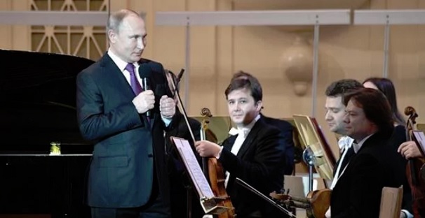 Putin pide controlar el rap, popular entre los jóvenes rusos