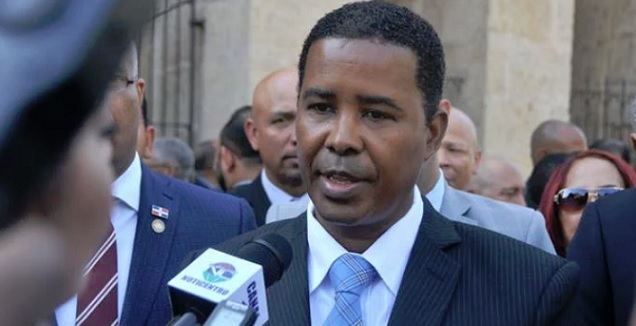 CODIA denuncia gobierno debe a ingenieros RD$1,300 millones