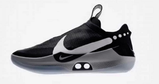 Nike lanzará tenis sin cordones que se ajustarán con aplicación móvil