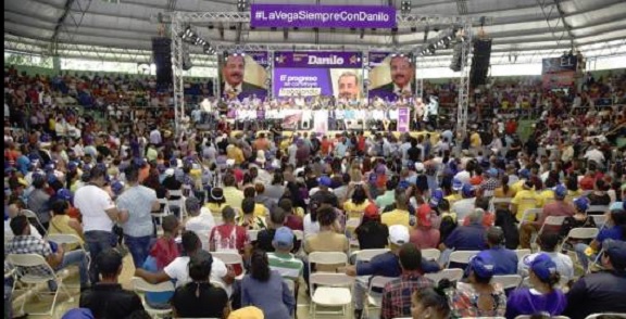 Peledeístas veganos piden reelección Danilo Medina