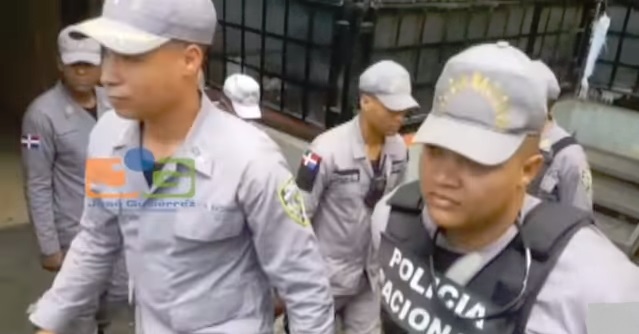VIDEO: Se registra motín en cárcel del palacio de justicia de Santiago