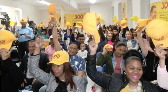 Grupo “Los 300 con Leonel” llama a resistencia ciudadana en defensa de la Constitución