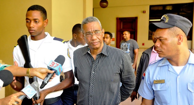 Condenan a ex funcionario peledeista por abusar de 4 hijas