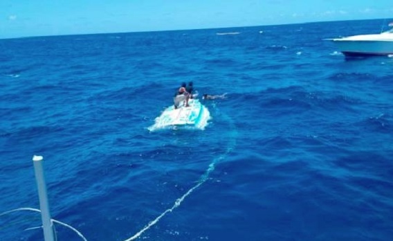 Armada busca 10 desaparecidos del viaje ilegal iba a Puerto Rico