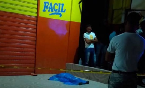 Atracadores matan niño de 3 años de un tiro en Boca Chica, tras asaltar mujeres
