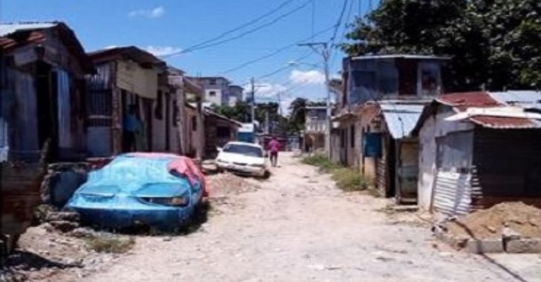 40 AÑOS DESPUÉS, damnificados del Ciclón David, esperan en Los Alcarrizos….