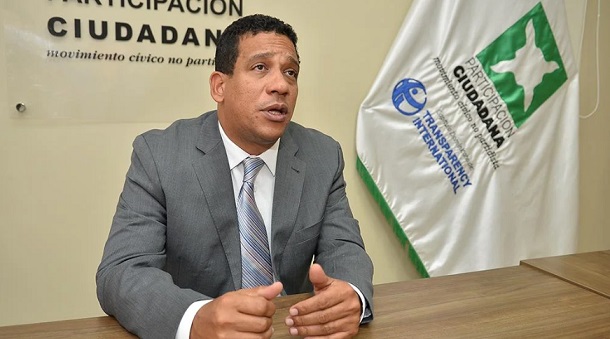 Reclaman la renuncia de ministros promueven a Gonzalo Castillo….