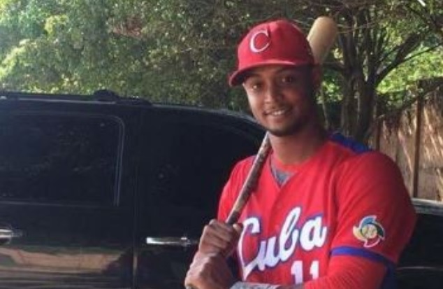 Fallece el pelotero cubano Andy Pacheco en un accidente de tránsito en Boca Chica
