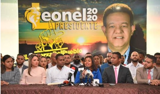 Jóvenes leonelistas no han renunciado en masas del PLD por temor a cancelaciones