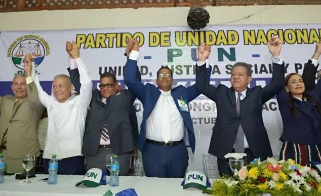 Leonel: “Quieren a la brava quedarse con la antorcha que pertenece al pueblo”