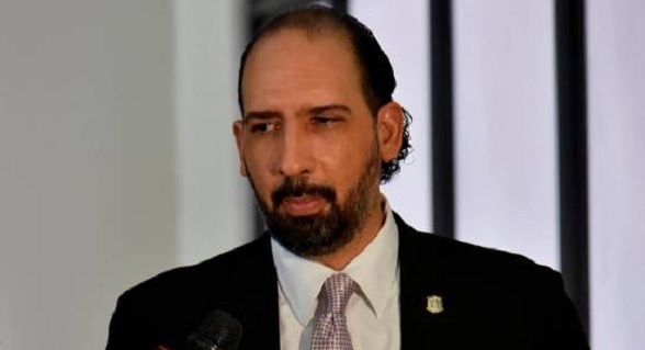 Henry Merán renuncia del PLD; EL PLD ha sido asaltado…