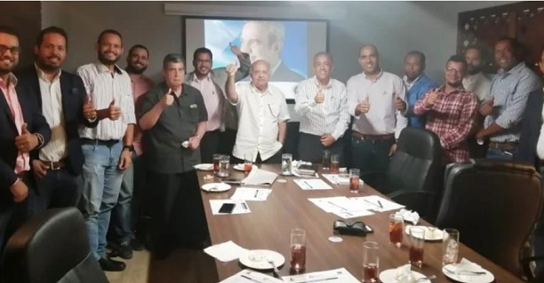 Grupo de empresarios e ingenieros decide respaldar a Luis Abinader