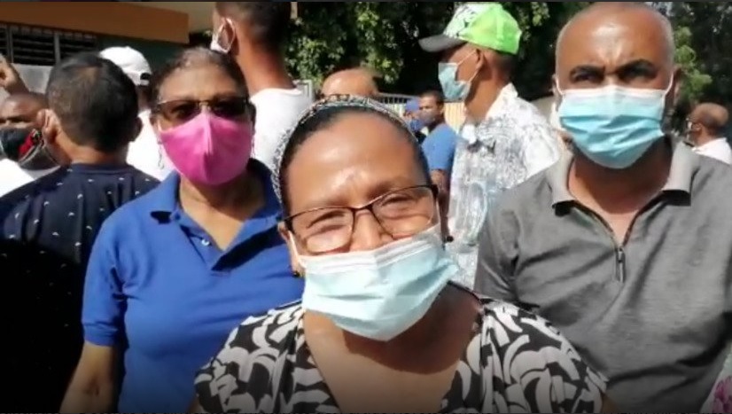 EN VILLA GONZÁLEZ, perremeistas “revoltiao” por empleos…