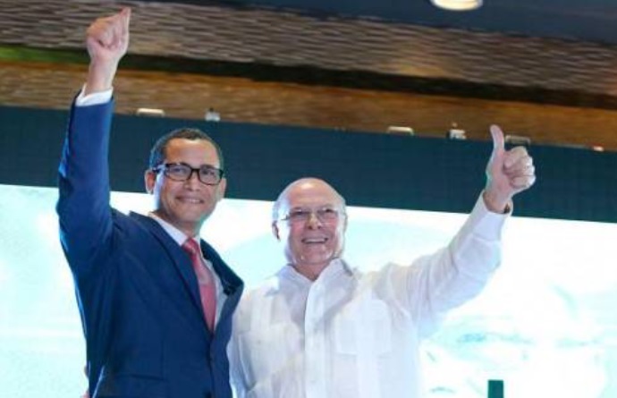 “¿SOLTÓ EN BANDA” HIPÓLITO MEJÍA a Eddy Olivares? Parece…