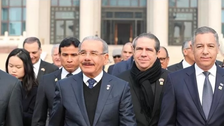 “PAPA SE LE CALIENTA” A DANILO MEDINA y ex funcionarios…
