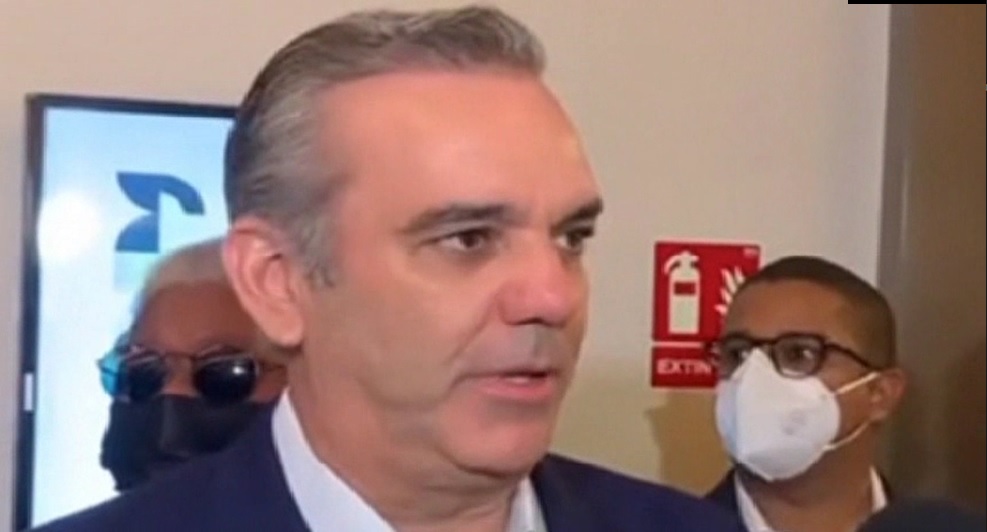 “NO HABRÁ CONFINAMIENTO POR ÓMICRON” dice el Presidente…