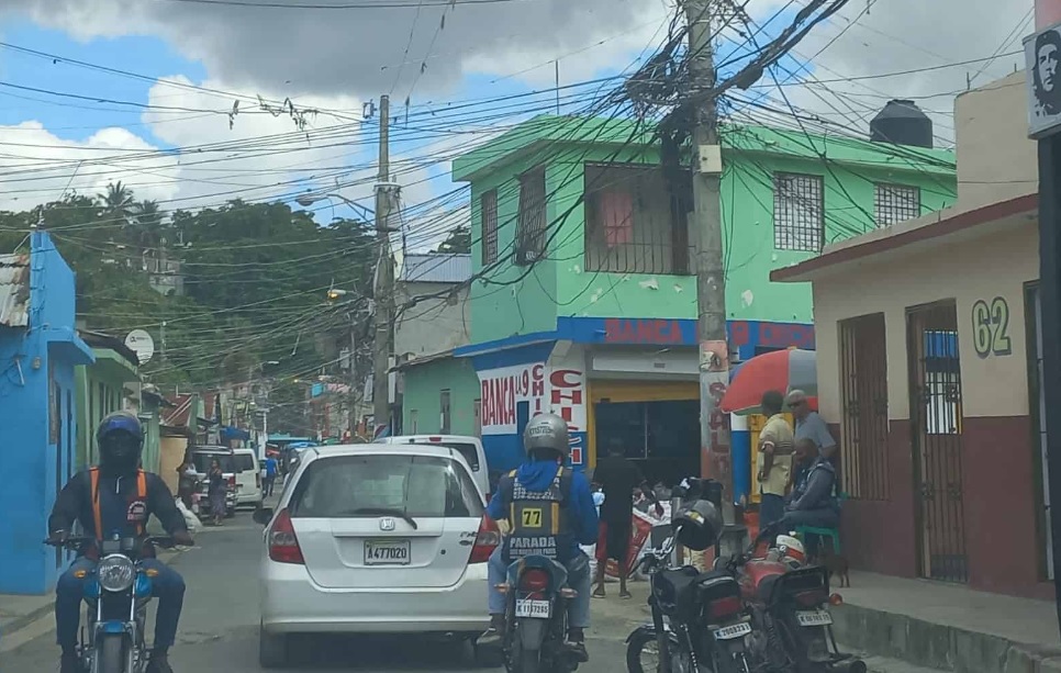 Con bailes, fogata y bebidas celebran muerte de presuntos delincuentes en La Ciénaga