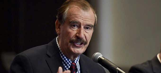 Discusión entre ex presidente Vicente Fox y pasajera en un avión